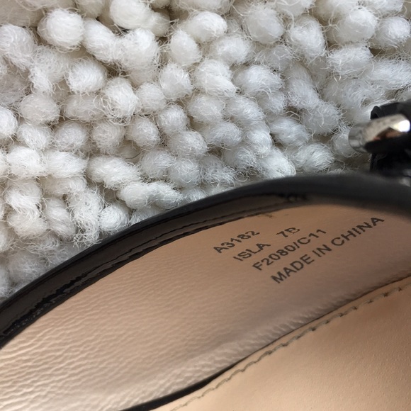 Coach Isla Slides.  Size 7 - Picture 7 of 8